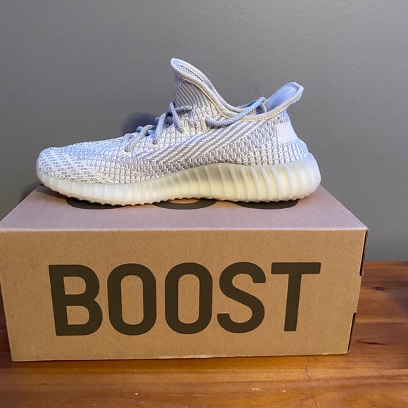 Yeezy 350 Lundmarks v2 non reflective - Picture 5 of 8